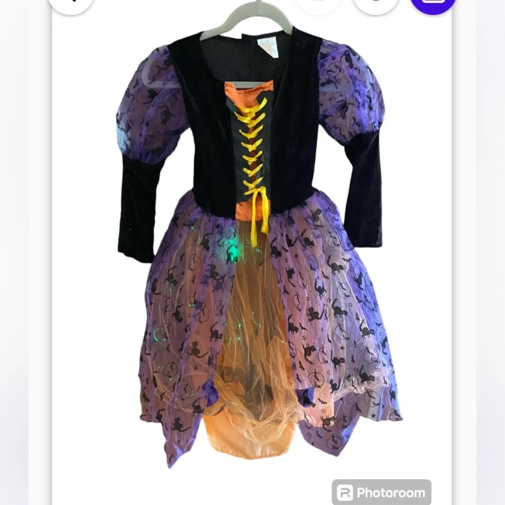 Witch Halloween costume. Lights up. Youth medium.